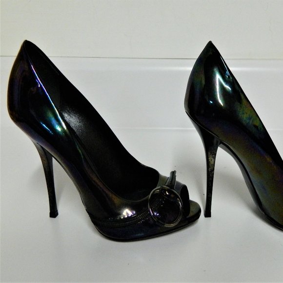 Gucci Iridescent Peep Toe Pump - Picture 7 of 13
